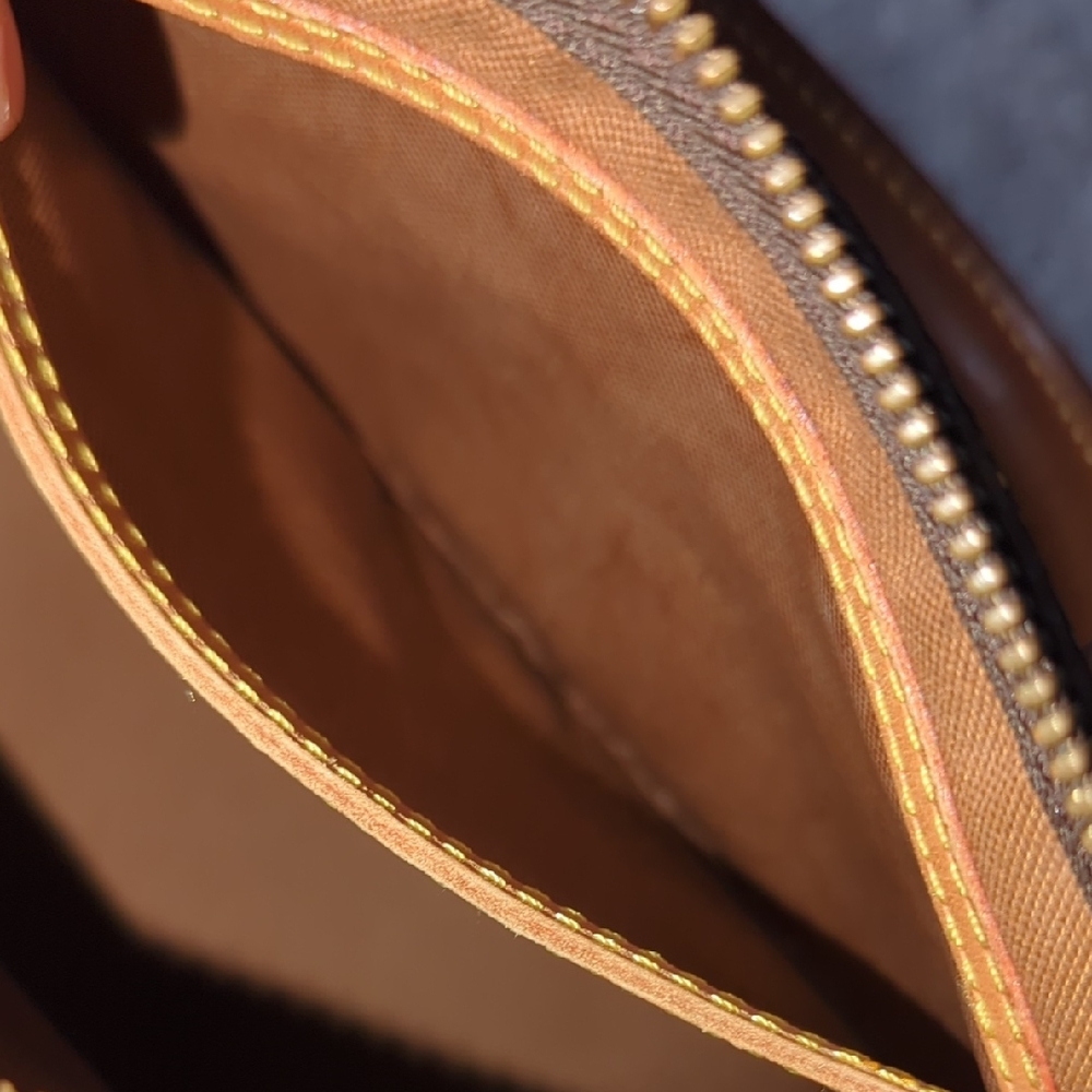 Sold - Picture 5 of 13